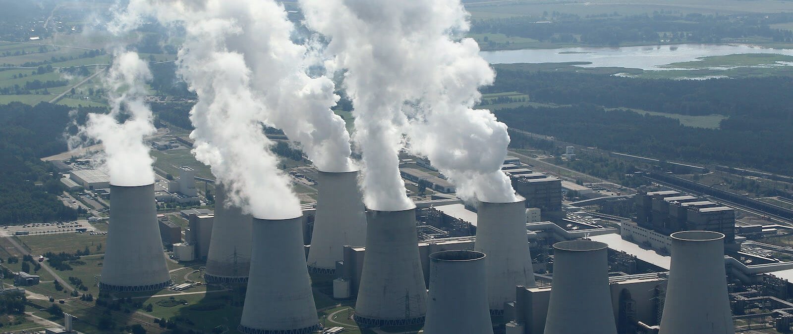 Kolkraftverk i Tyskland släpper ut rök.